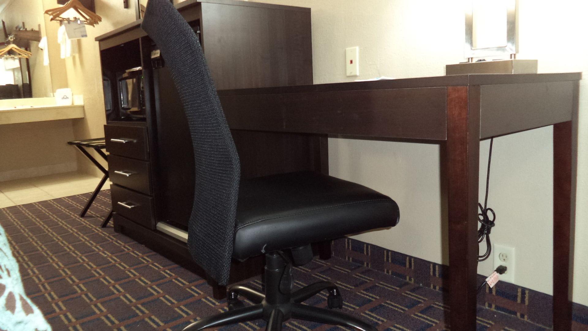 Days Inn By Wyndham Maumee/Toledo Екстериор снимка