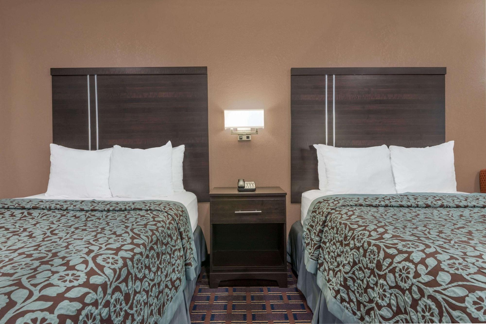 Days Inn By Wyndham Maumee/Toledo Екстериор снимка