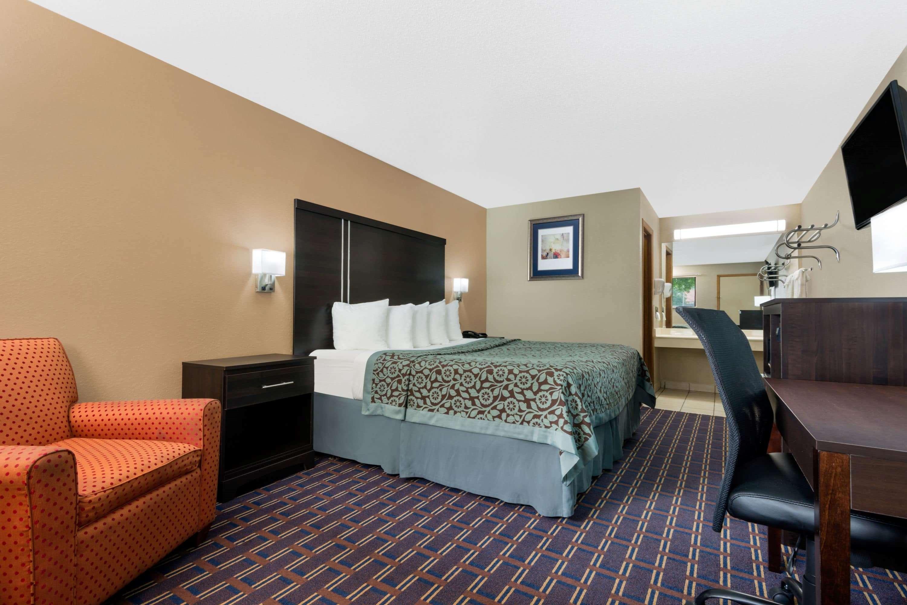 Days Inn By Wyndham Maumee/Toledo Екстериор снимка