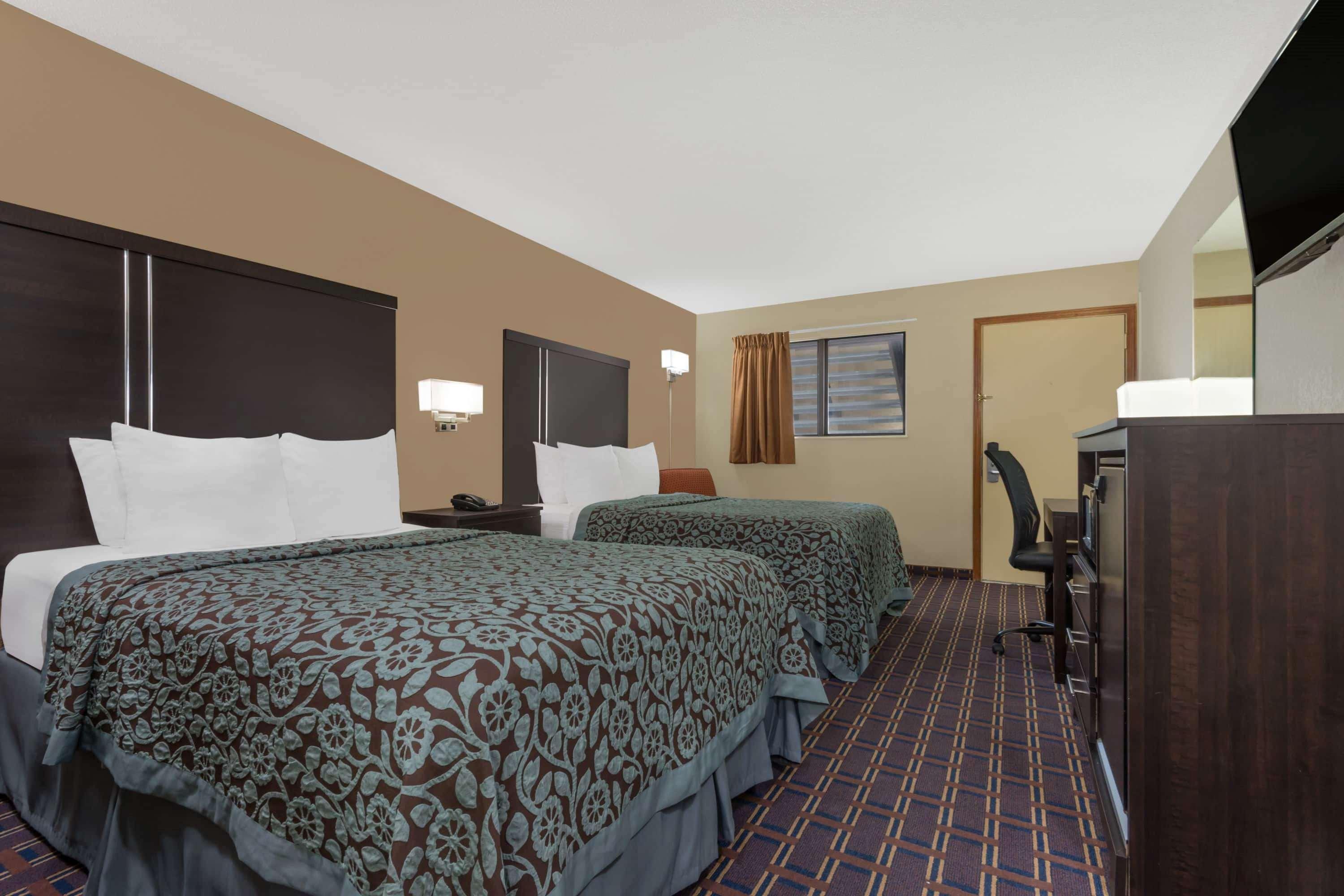 Days Inn By Wyndham Maumee/Toledo Екстериор снимка