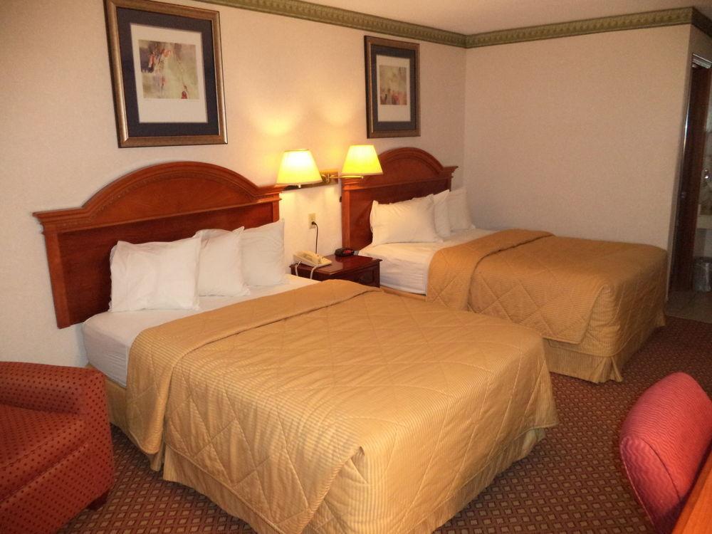 Days Inn By Wyndham Maumee/Toledo Екстериор снимка