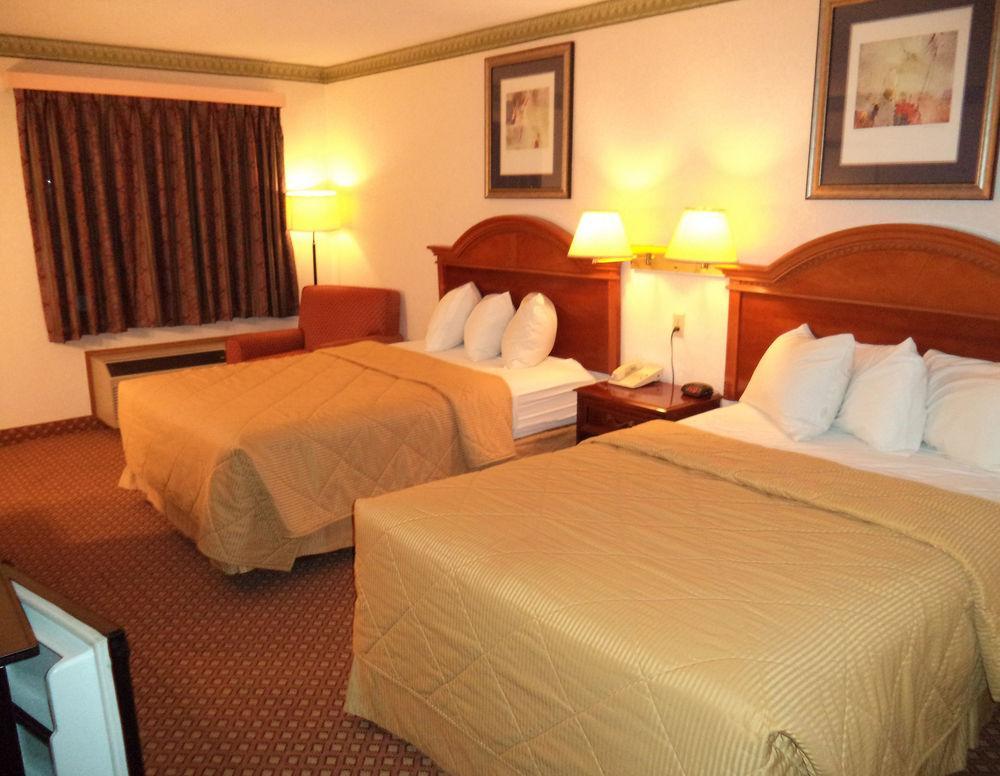 Days Inn By Wyndham Maumee/Toledo Екстериор снимка